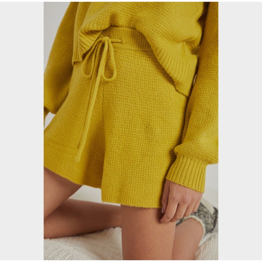Anthropologie Saturday Sunday Brenna Cozy‎ Lounge Waflle Knit Mustard Shorts-Med